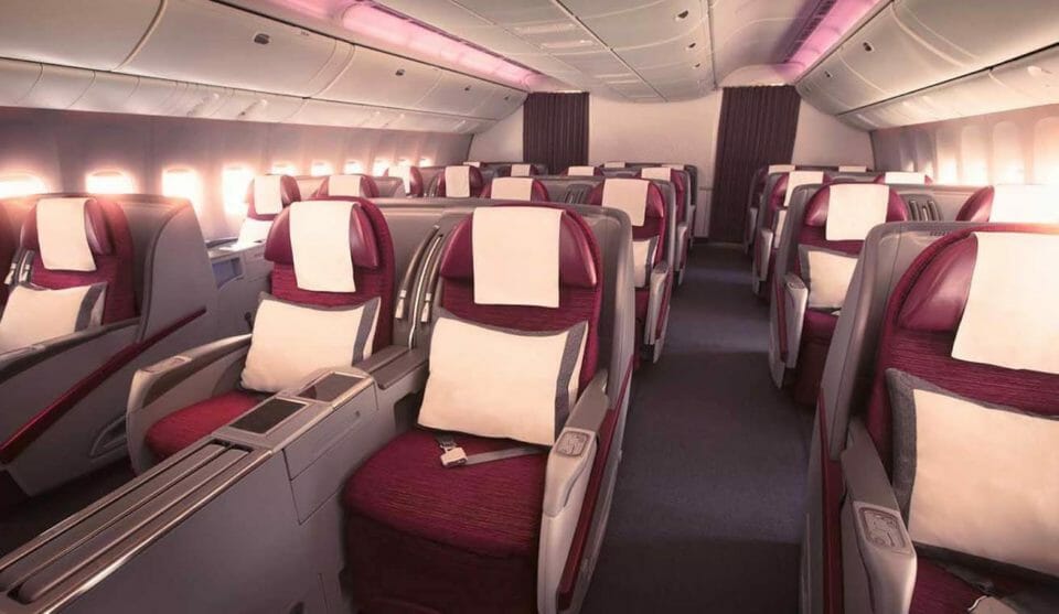 Qatar Airways 777-200LR cabin