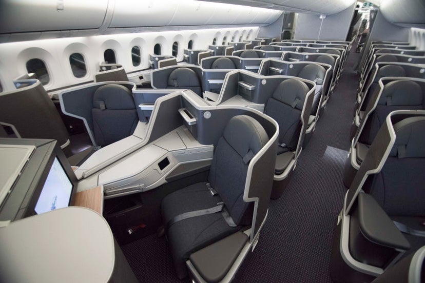 American Airlines 787-9 cabin