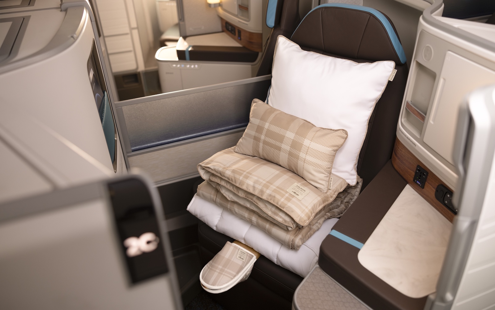 Alaska Airlines 787-9 cabin