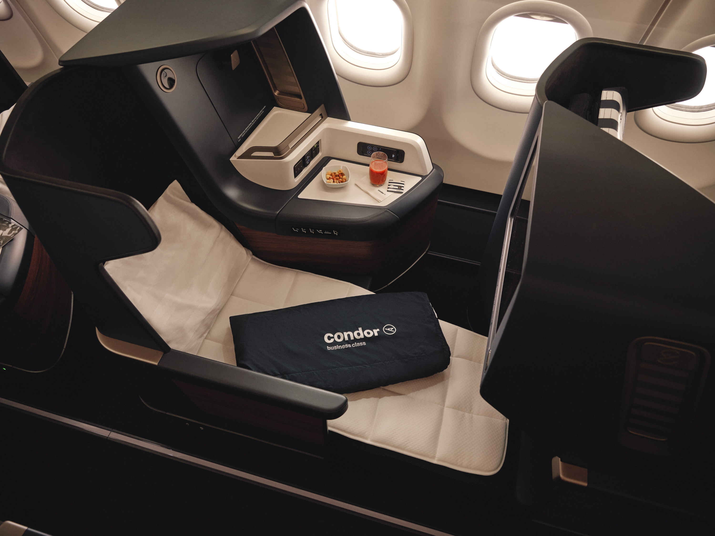 Condor A330-900neo cabin