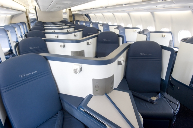 Delta Air Lines A330-200 cabin