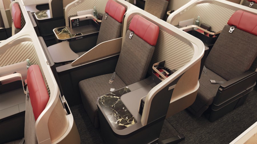 LATAM Brasil 777-300ER cabin