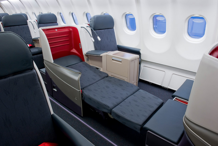 Turkish Airlines 777-300ER cabin